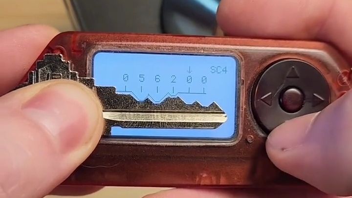Physical Key Copying Starts With A Flipper Zero