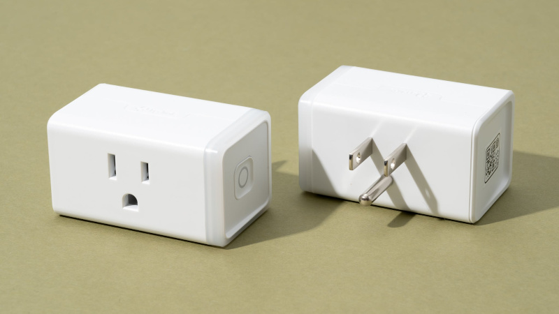 A Cheap Smart Plug To Block Distractions