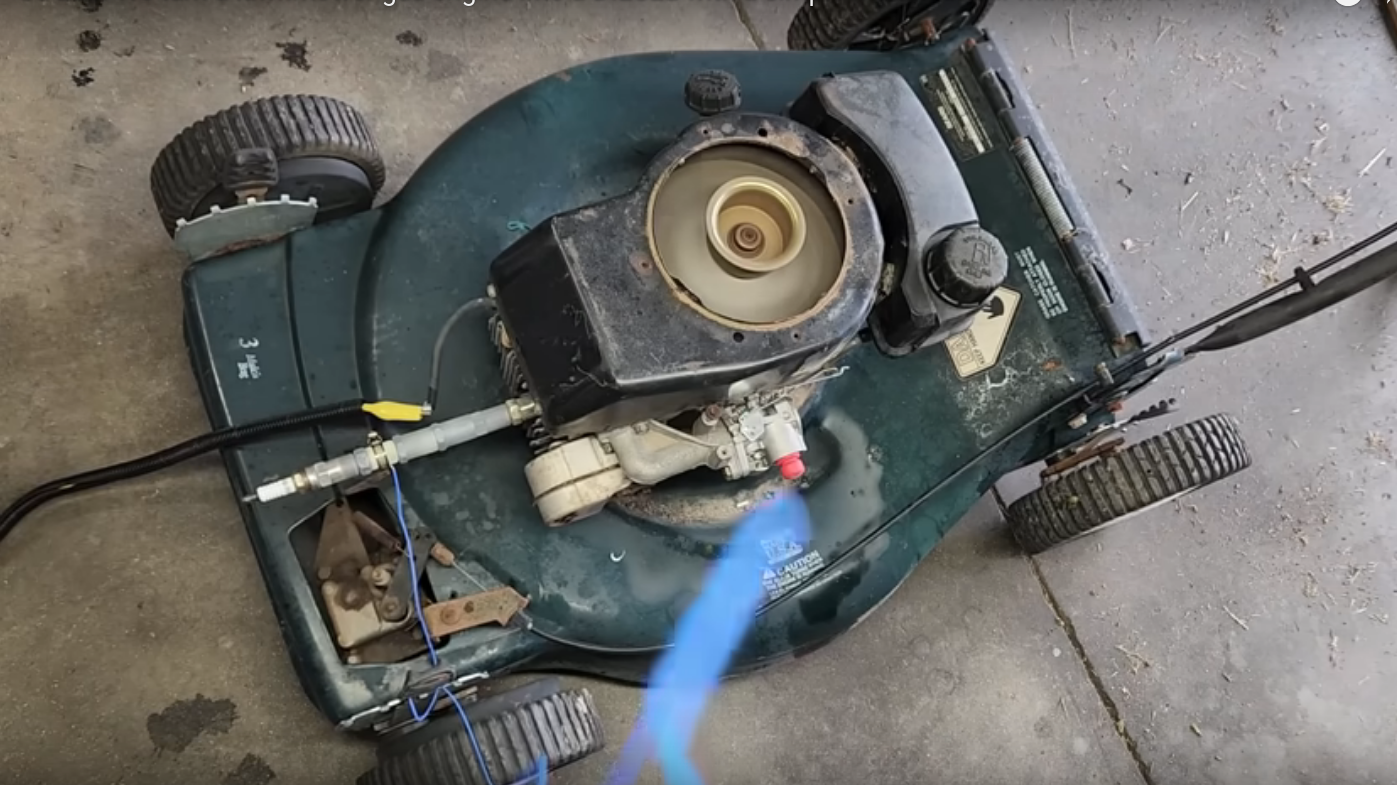 Run A Lawnmower On Diesel With Hot Bulb Hack