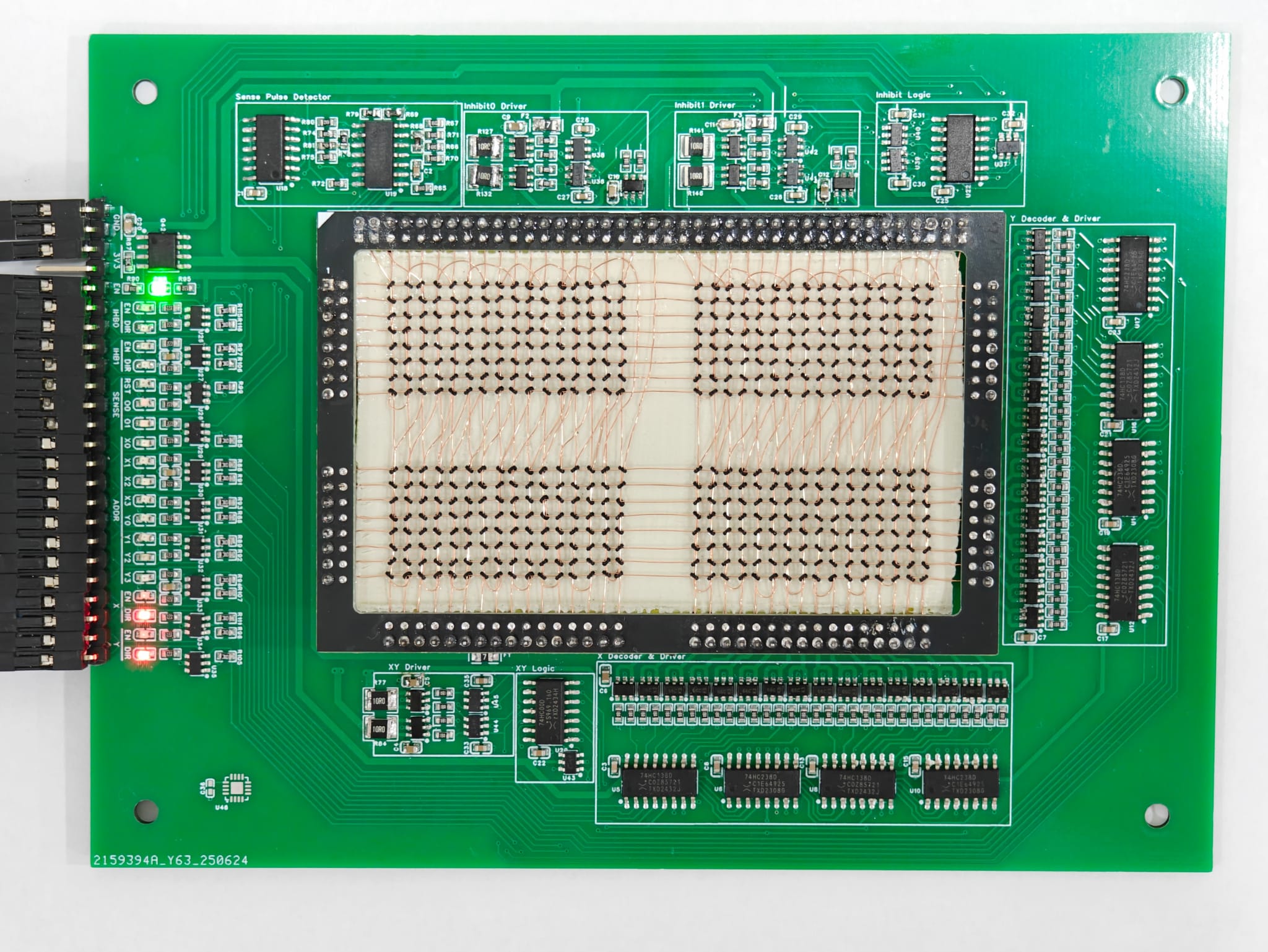 Get Roped Into Magnetic Core Memory With This 512 Bit Module