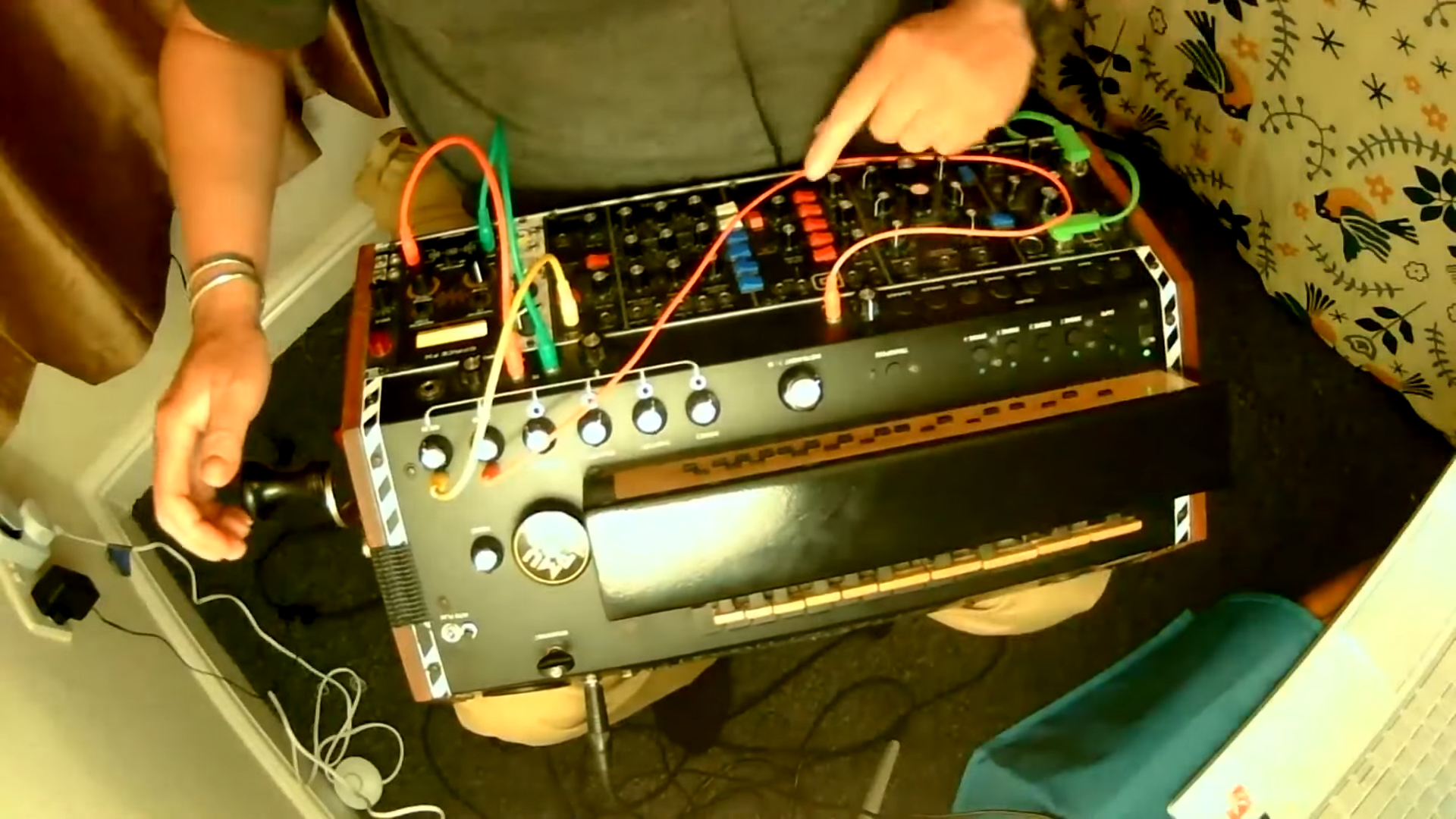 Hurdy-posting Continues With The Balfolk Boombox, A Synth Gurdy