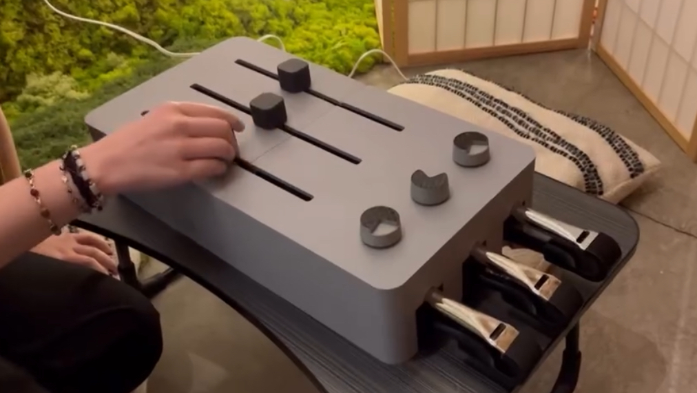 When Is A Synth A Woodwind? When It’s A Pneumatone