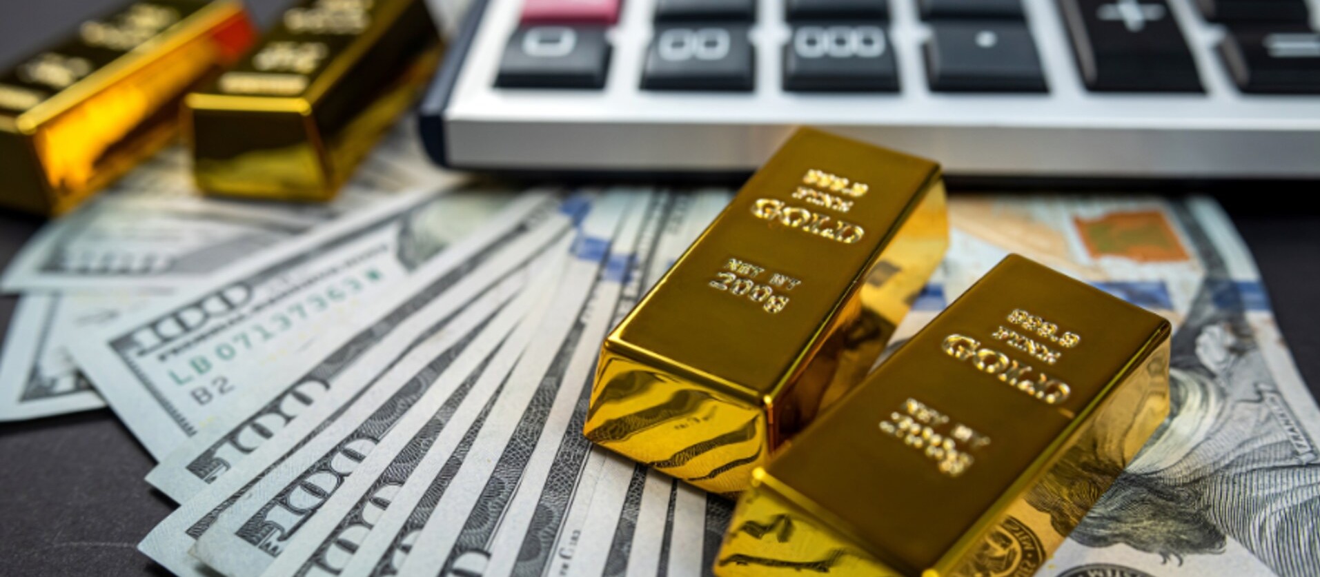 Why Gold Is Ignoring Traditional Market Signals in 2025
