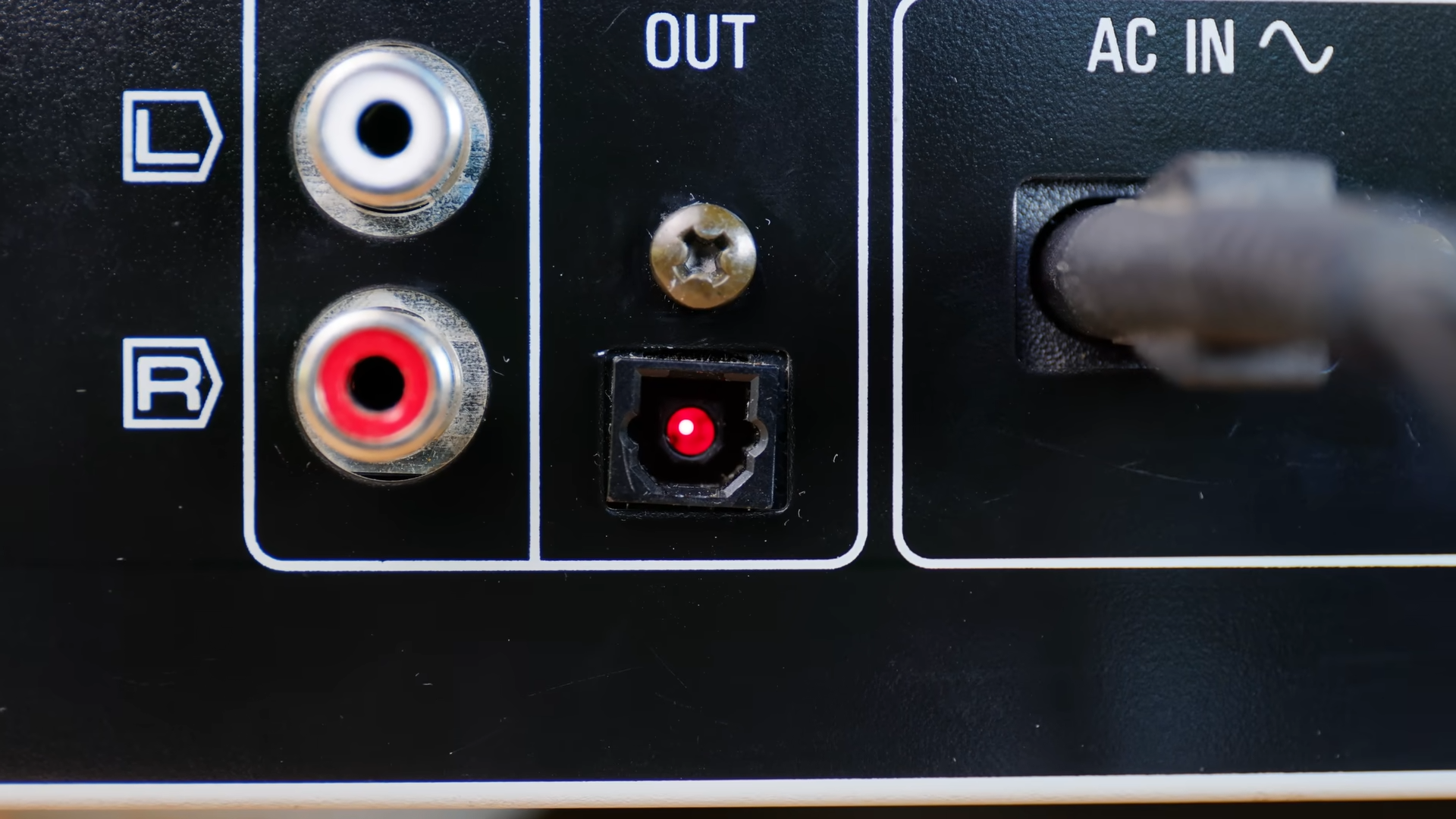 Sending TOSLINK Wirelessly With Lasers