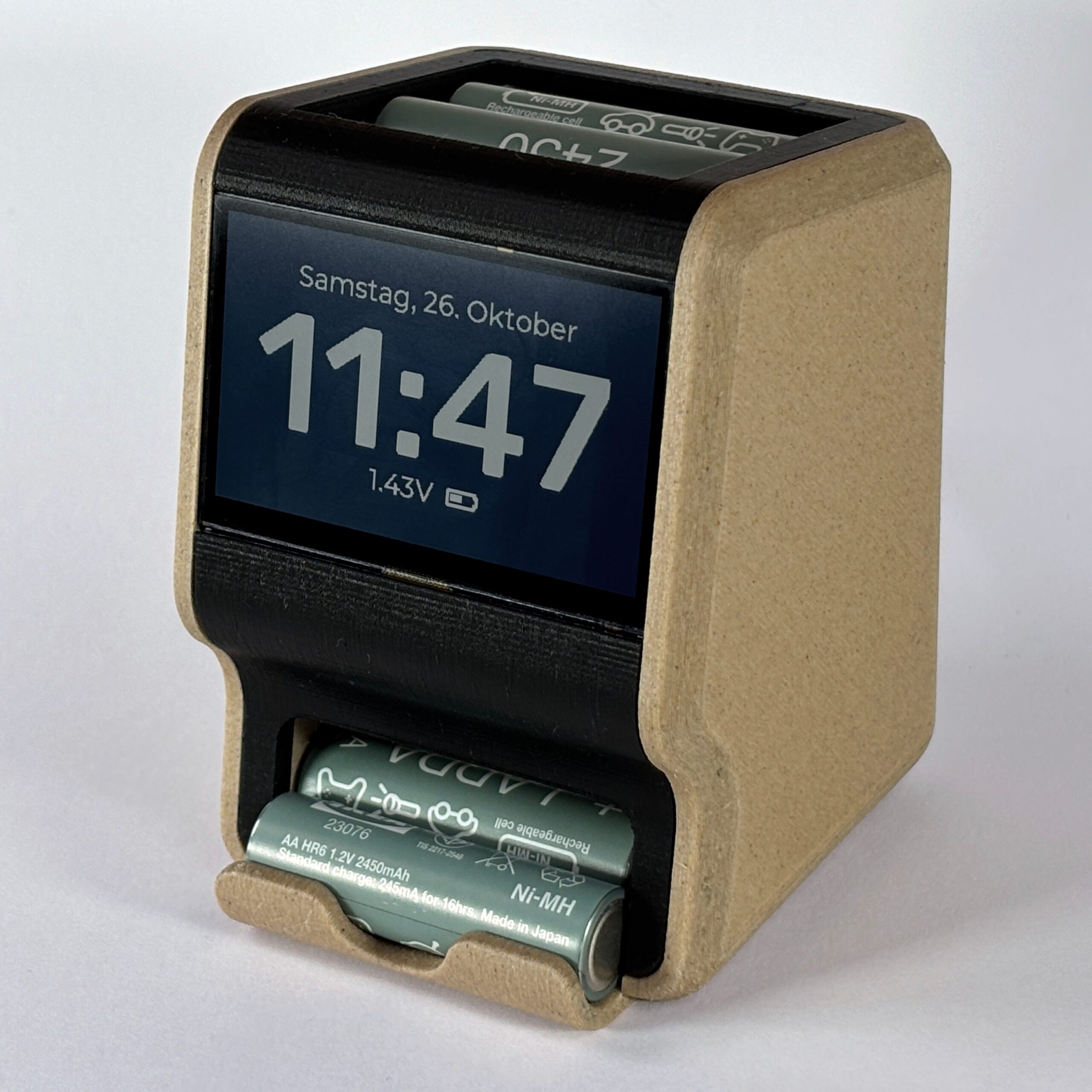 Charge NiMH Batteries With Style, Panache And An RP2040