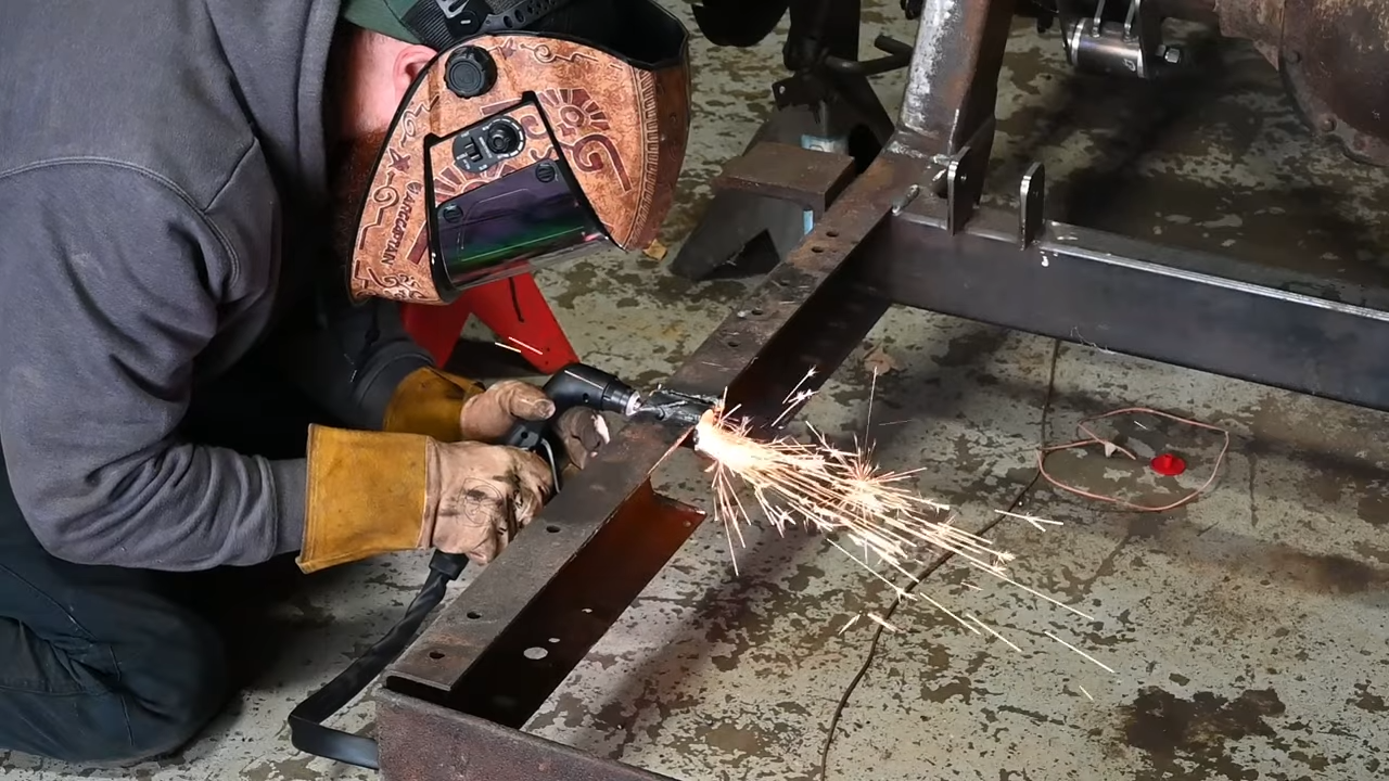 Portable Plasma Cutter Removes Rust, Packs A (Reasonable) Punch