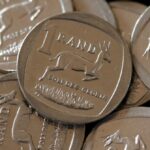 USD/ZAR Slides as South African Rand Gains on Record Gold Prices, but Risks Linger