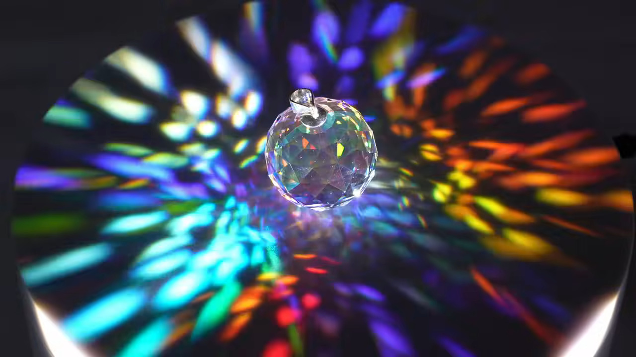 X-Cube Prism Becomes Dichoric Disco Ball